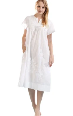 La Cera™ 100% Cotton White Embroidered Plus Size Gown