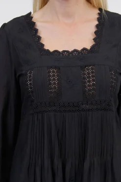 La Cera™ La Cera Long Sleeve Lace Yoke Top