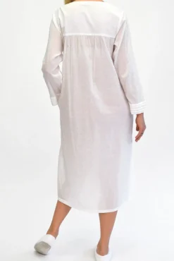 La Cera™ La Cera Long Sleeve White Embroidered Gown