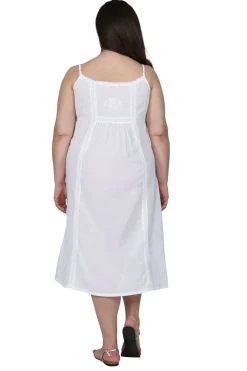 La Cera™ La Cera Plus Size Embroidered Bib Yoke Sleeveless Gown