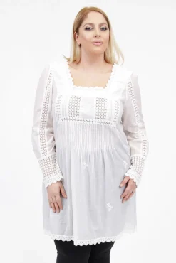 La Cera™ La Cera Plus Size Long Sleeve Lace Detail Top