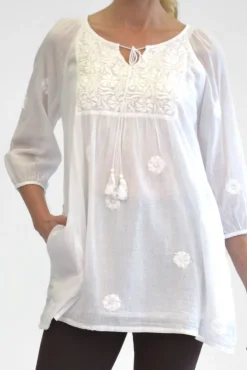 La Cera™ La Cera Women'S Long Sleeve Embroidered Top