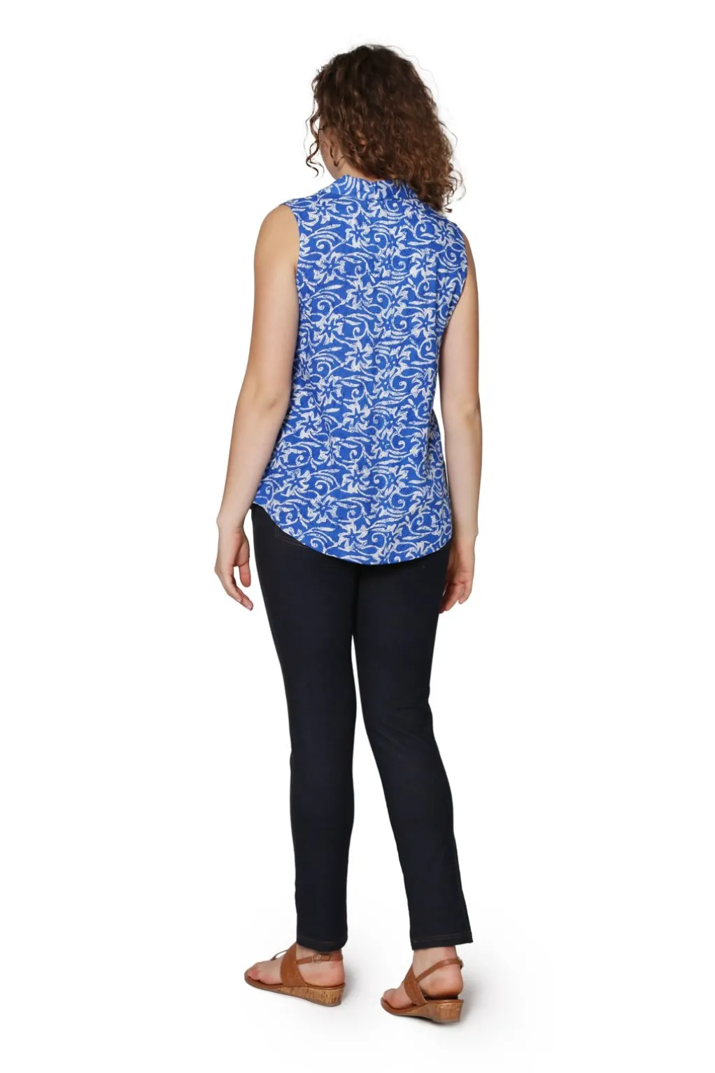 La Cera™ Printed Rayon Sleeveless Button Front Top